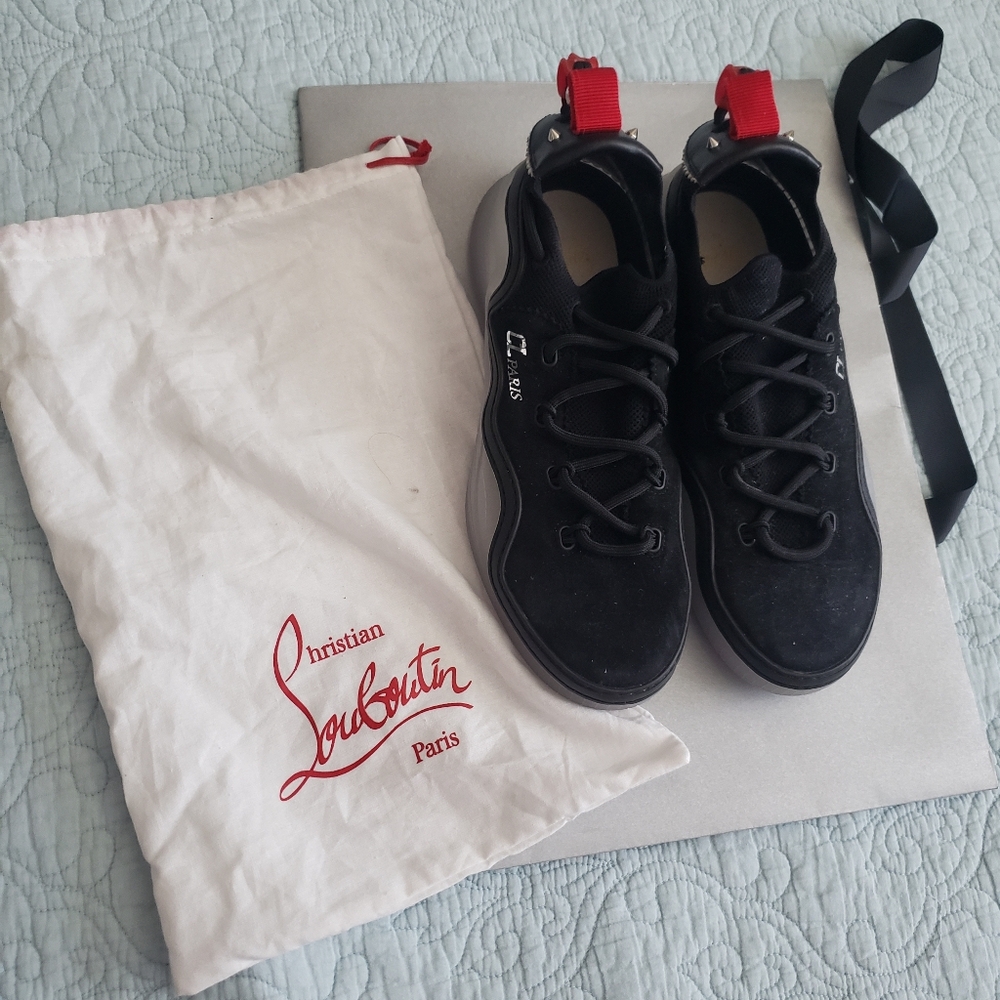 Christian louboutin size 40 tennis shoes